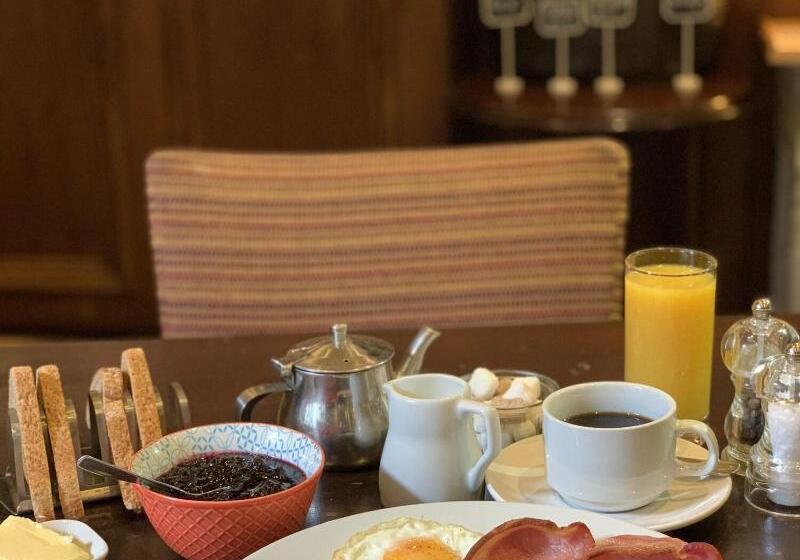 בית מלון כפרי The Ormond At Tetbury