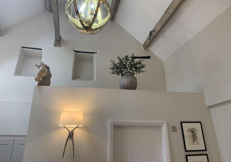 בית מלון כפרי The Ormond At Tetbury