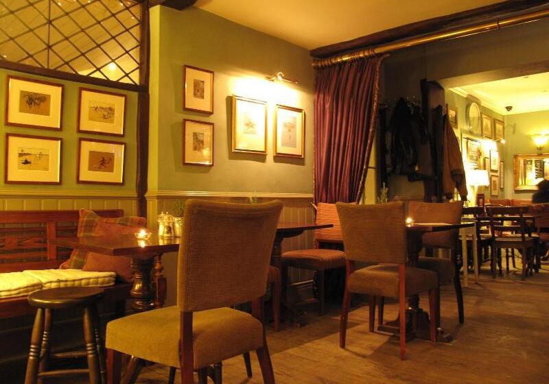 בית מלון כפרי The Ormond At Tetbury