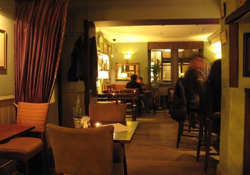 בית מלון כפרי The Ormond At Tetbury