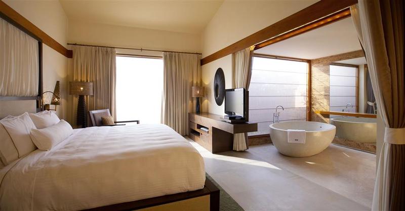 בית מלון כפרי The Westin Sohna Resort & Spa