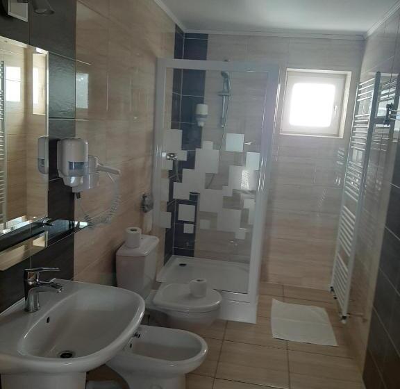 בית מלון כפרי Toliar