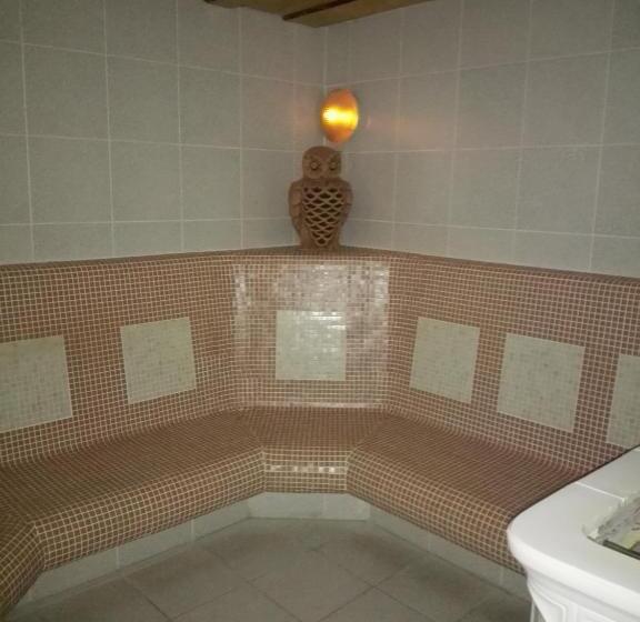 בית מלון כפרי Toliar