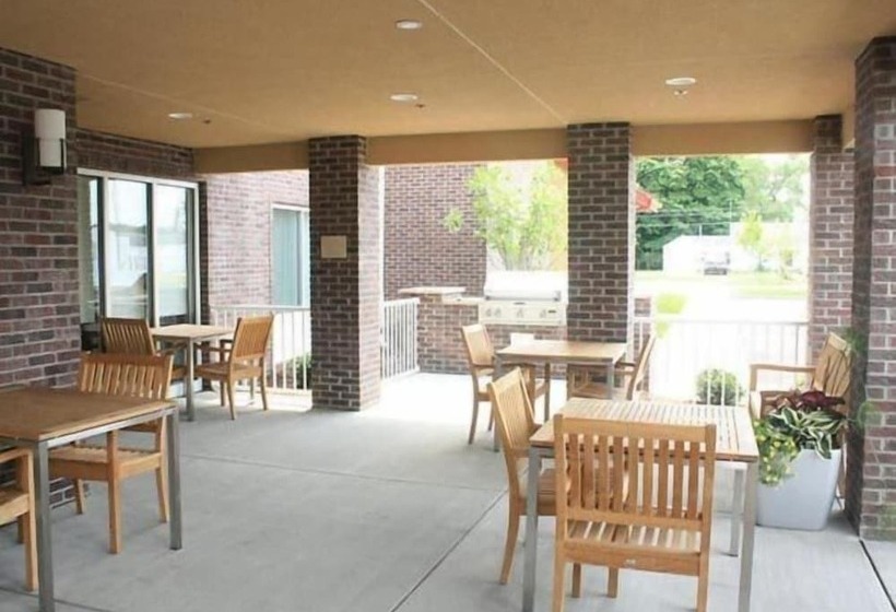 فندق Towneplace Suites By Marriott Vincennes