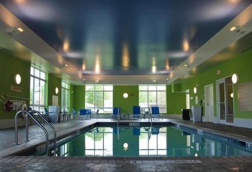 فندق Towneplace Suites By Marriott Vincennes