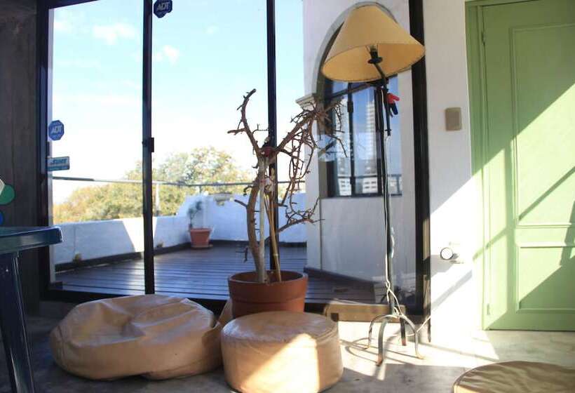 فندق Una Noche Más