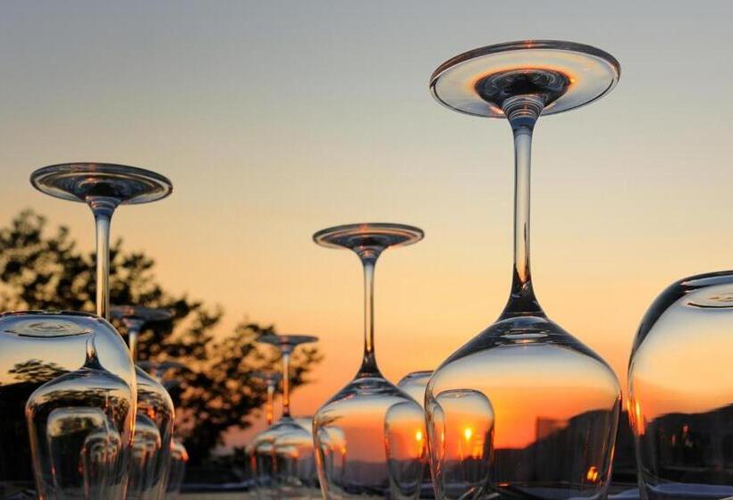 Valeni Boutique Hotel & Spa