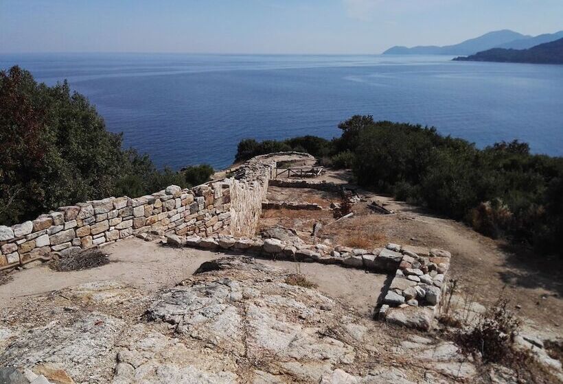 בית מלון כפרי Viraggas