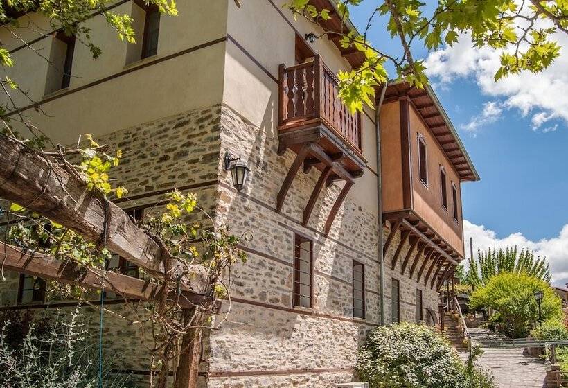 בית מלון כפרי Viraggas