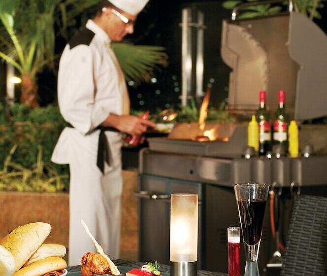 هتل Vivanta Hyderabad Begumpet