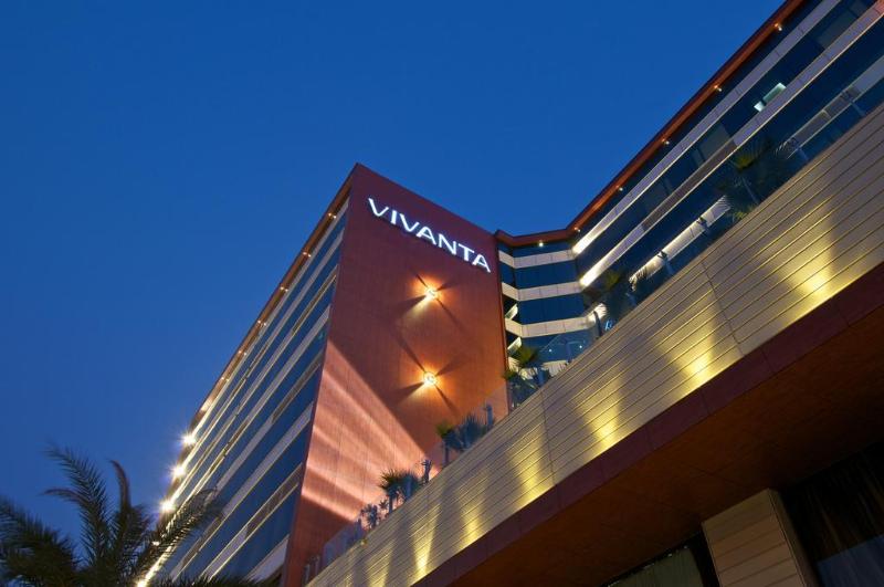 هتل Vivanta Hyderabad Begumpet