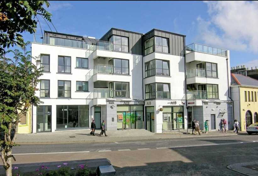 Jameson Court Self Catering Apartments