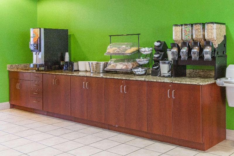 Microtel Inn By Wyndham Rogers