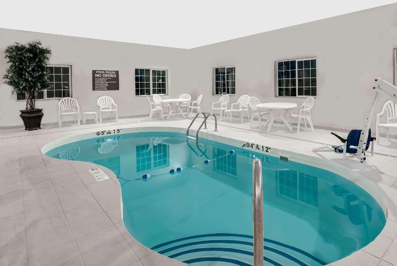 Microtel Inn & Suites By Wyndham Williston