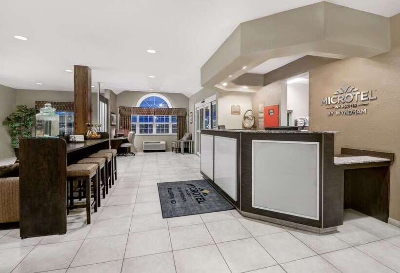 Microtel Inn & Suites By Wyndham Williston