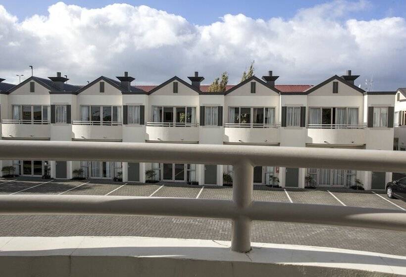 مُتل Cornwall Motor Lodge