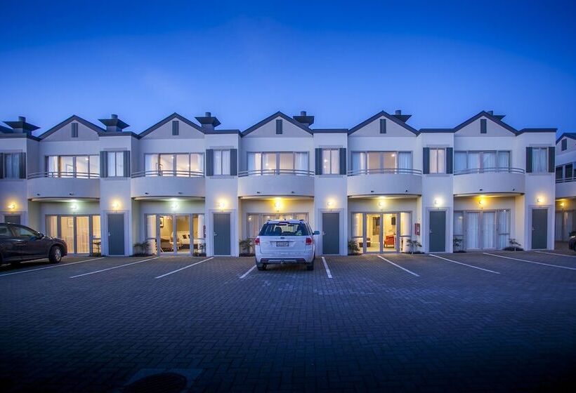 Мотель Cornwall Motor Lodge