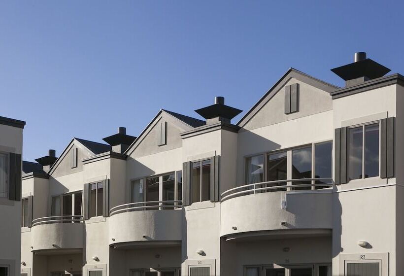 Мотель Cornwall Motor Lodge