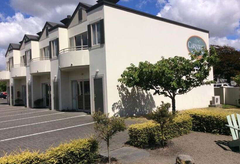 مُتل Cornwall Motor Lodge