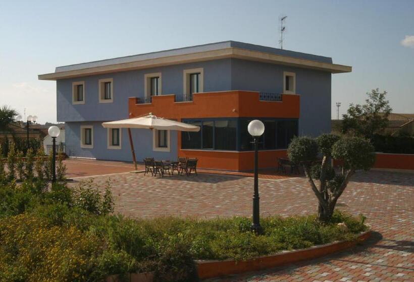 مُتل Nautico Pozzallo