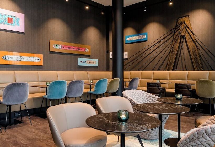 Motel One Köln Waidmarkt