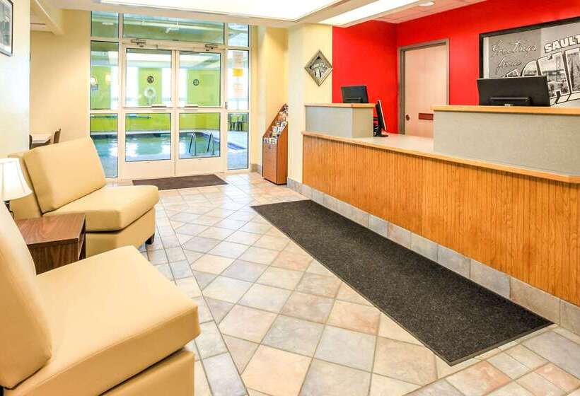 מוטל Super 8 By Wyndham Sault Ste. Marie