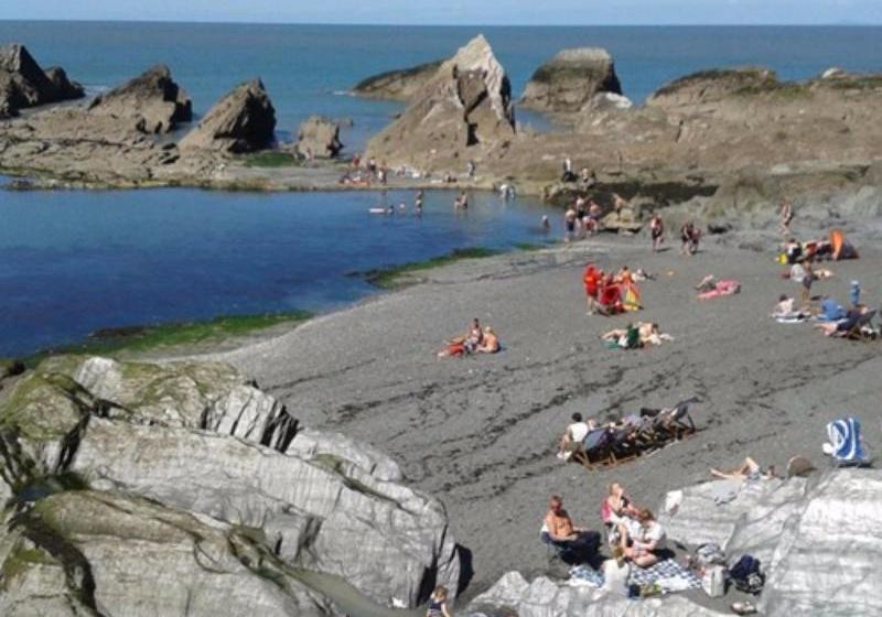 ペンション Hillside House  Guest House