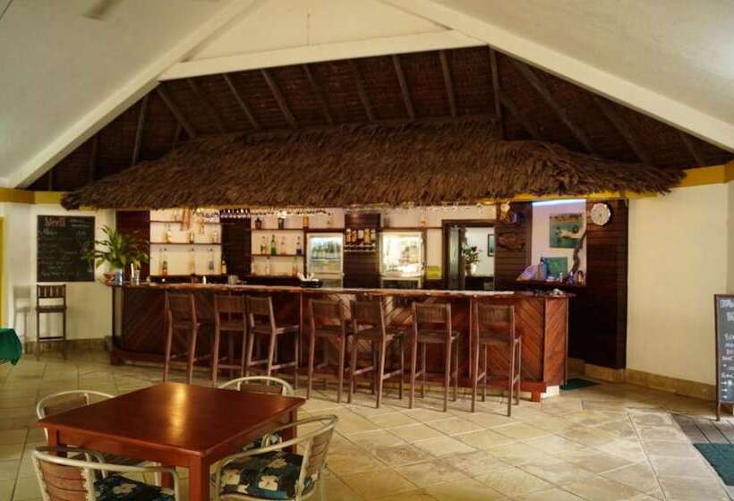 Bokissa Private Island Resort