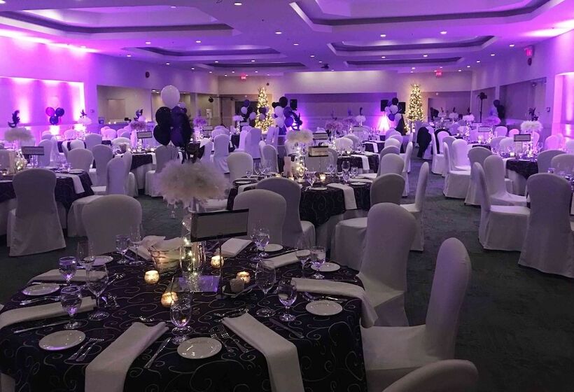 منتجع Georgian Bay Hotel Trademark Collection By Wyndham