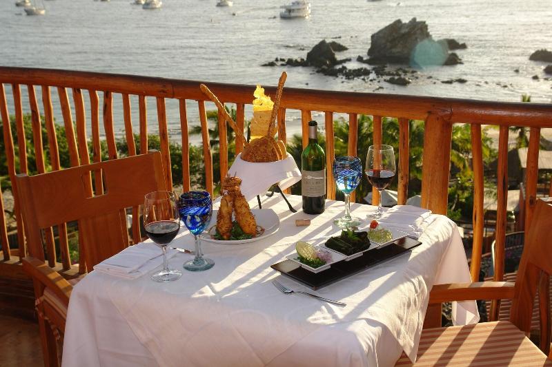 Курорт Hilton Grand Vacations Club Zihuatanejo