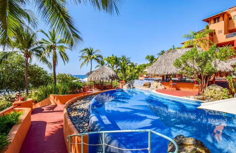 Курорт Hilton Grand Vacations Club Zihuatanejo
