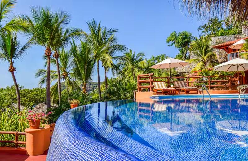 Курорт Hilton Grand Vacations Club Zihuatanejo