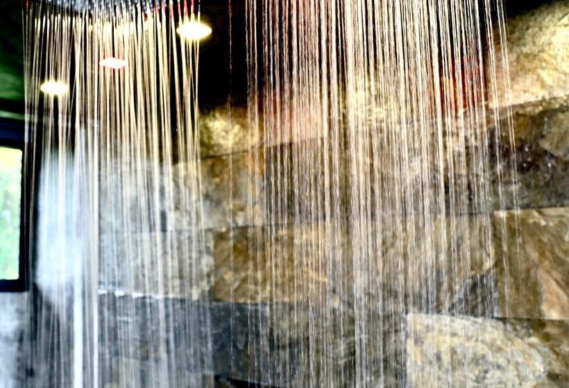 منتجع Kura Boutique Hotel Member Of The Cayuga Collection