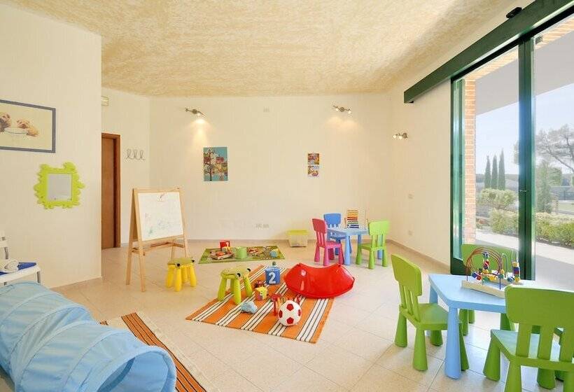 Курорт La Cecinella Apartments