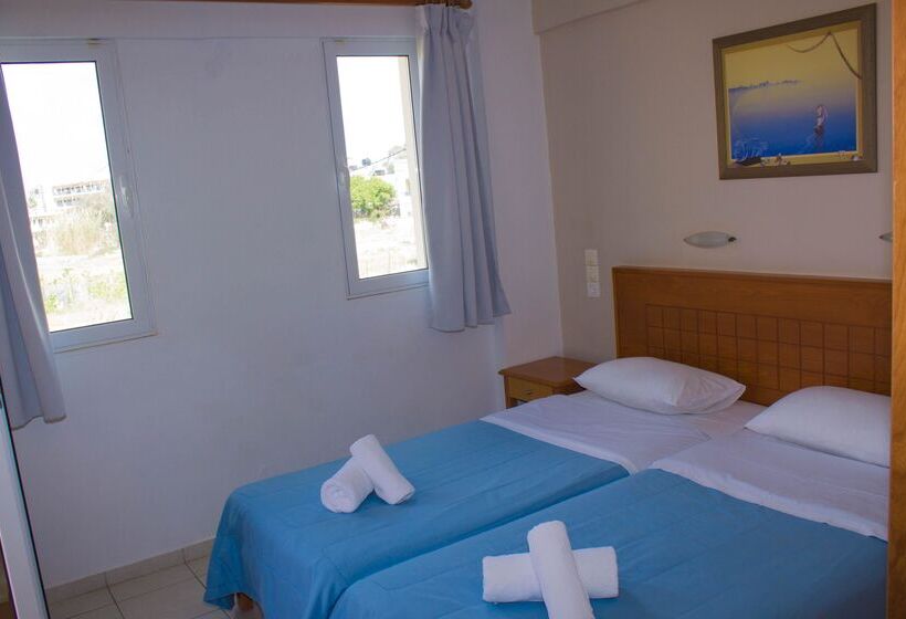 Sunshine Studios & Apartments