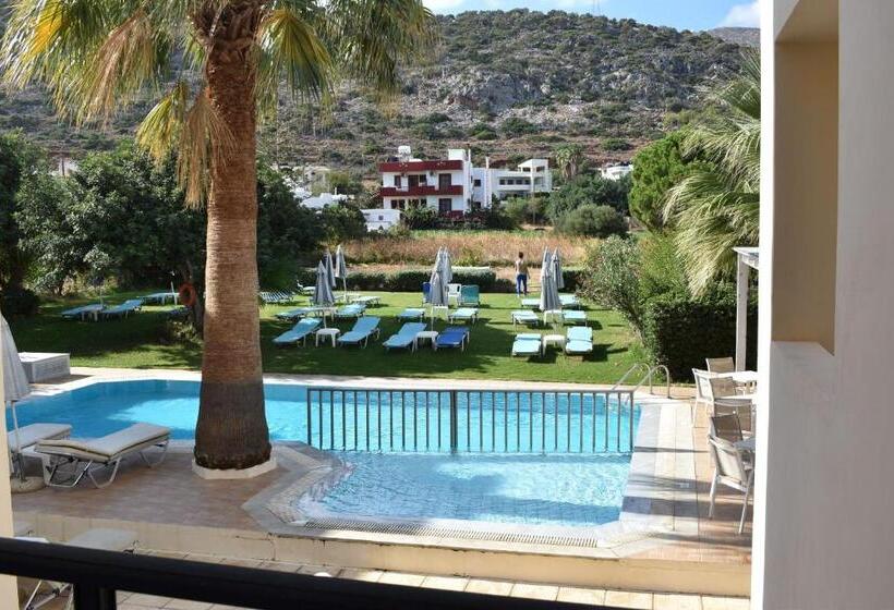 Sunshine Studios & Apartments