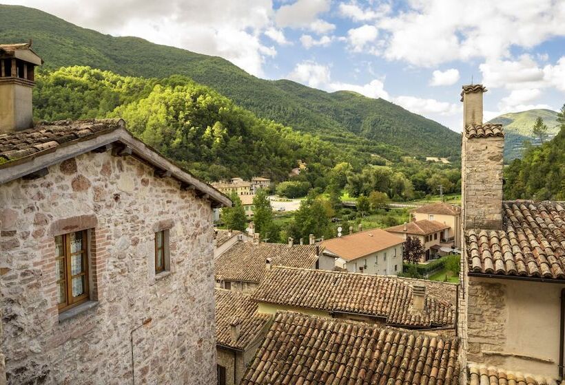 Torre Del Nera Albergo Diffuso & Spa