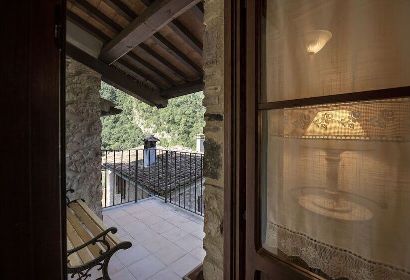 Torre Del Nera Albergo Diffuso & Spa