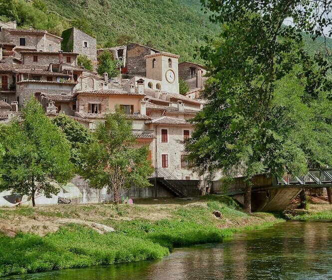Torre Del Nera Albergo Diffuso & Spa