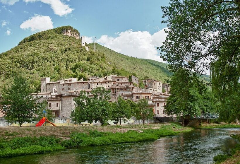 Torre Del Nera Albergo Diffuso & Spa