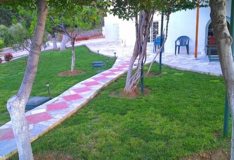 Villa Agnanti Boutique