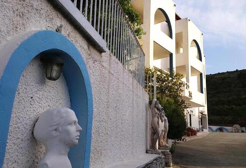 Villa Agnanti Boutique