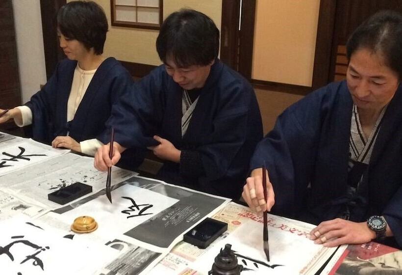 בית מלון כפרי Kutsurogian