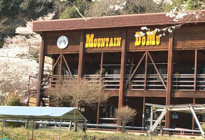 호텔 Mountain Domu