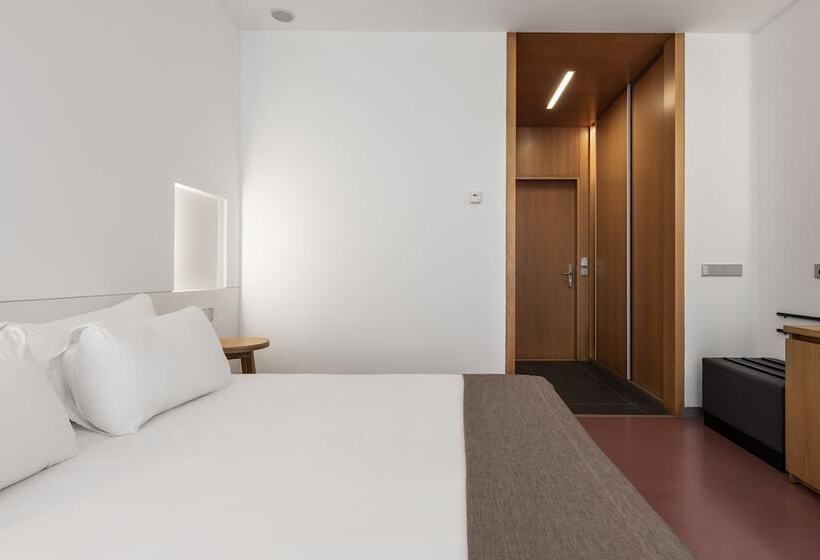 هتل Pousada Meaño