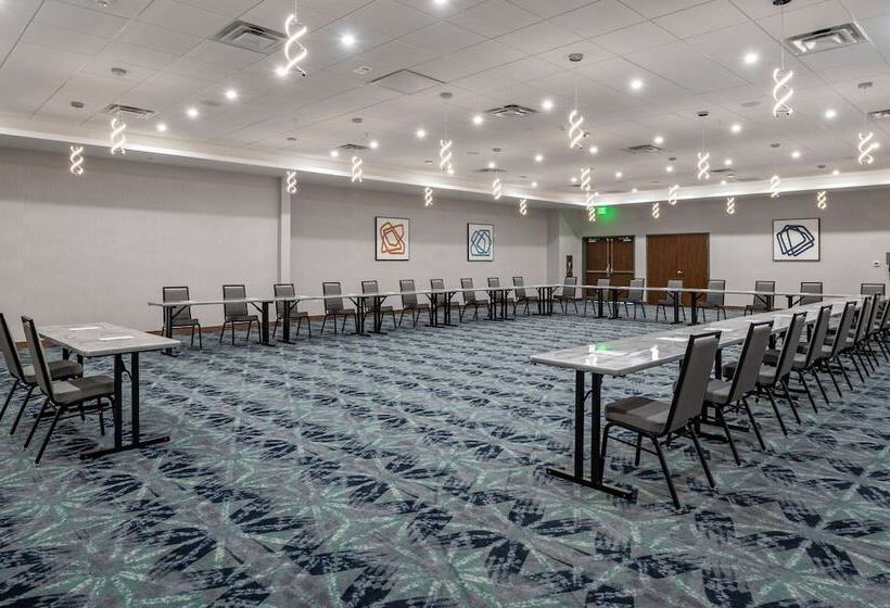 Cambria Hotel Nashville Airport