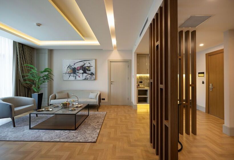 Отель Concorde Tower & Casino & Convention & Spa