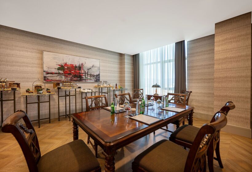 Отель Concorde Tower & Casino & Convention & Spa