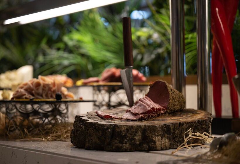 Отель Concorde Tower & Casino & Convention & Spa