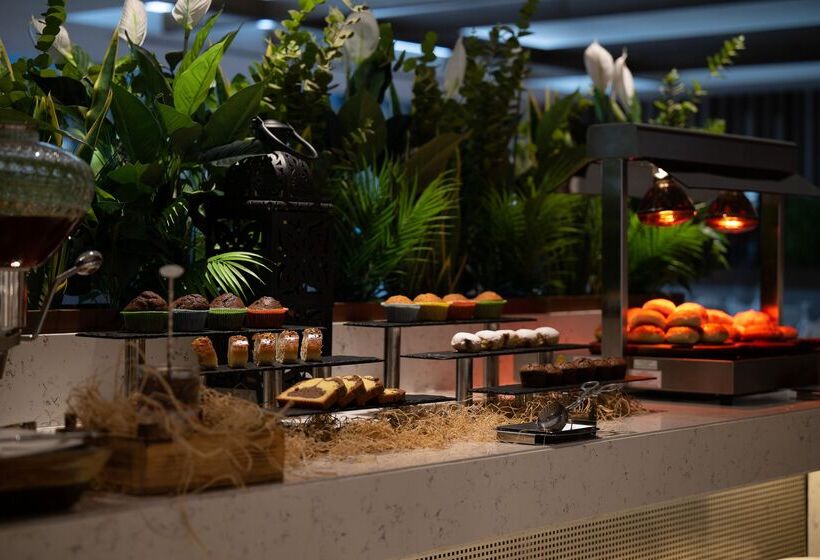 Отель Concorde Tower & Casino & Convention & Spa